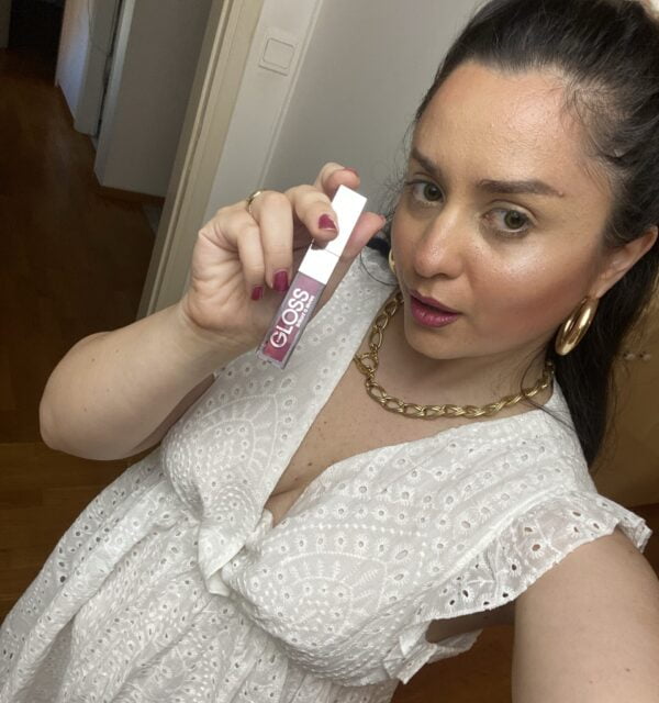 Πείτε αντίο στα μουτζουρωμένα χείλη: Το Perfect Lips Trio της Parisax για κραγιόν μεγάλης διάρκειας