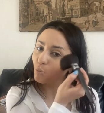 Another no makeup makeup look