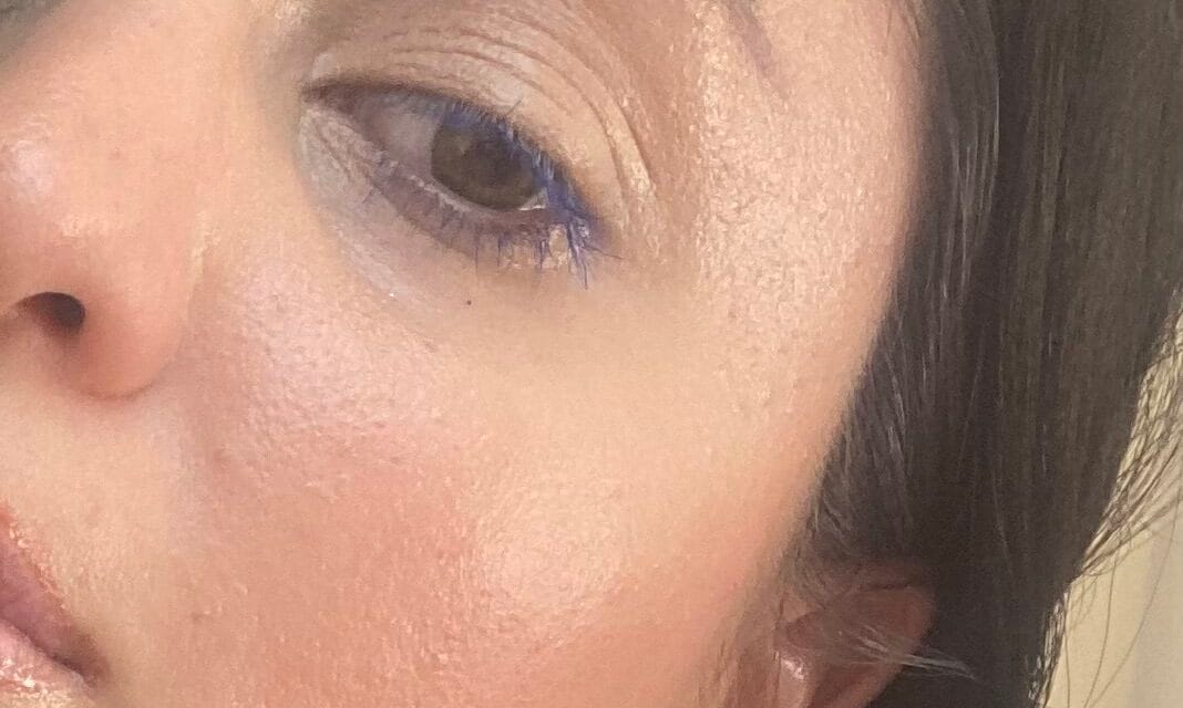 Mascara: Σε μπλε για το απόλυτο 80’s look!