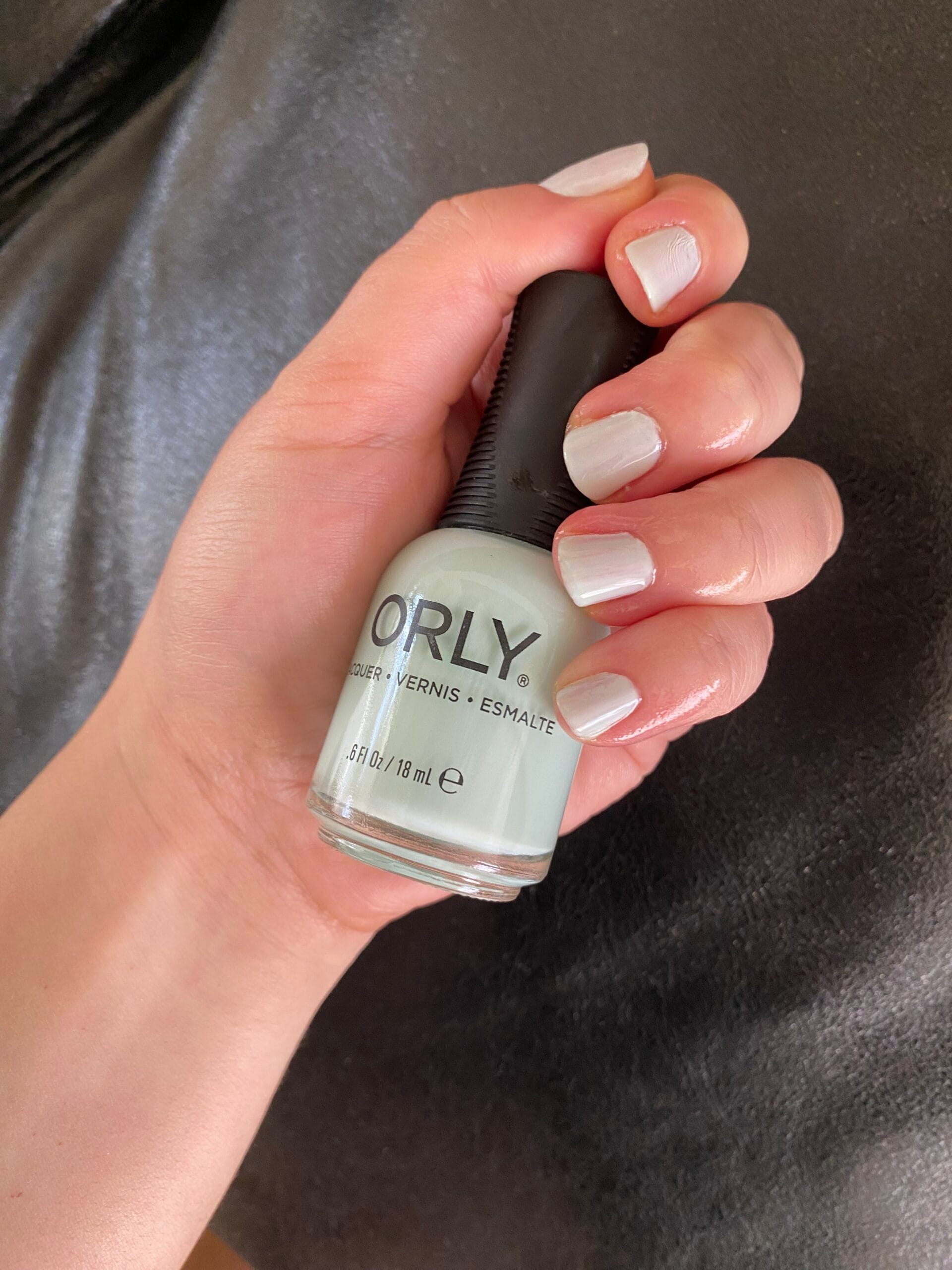 IMG_0795 Green: Η milky απόχρωση στο μανικιούρ σε πρώτη προβολή