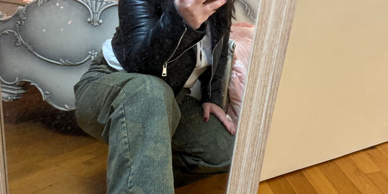 2 look για να φορέσετε τα trending pieces του φθινοπώρου