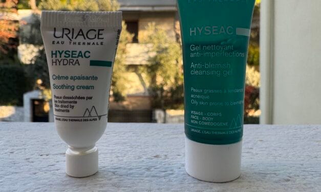 2 προϊόντα της Uriage για τη ρουτίνα καθαρισμού του προσώπου σας