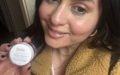 Κερί Φρυδιών: Γιατί είναι τόσο δημοφιλές και πώς να το χρησιμοποιήσετε?