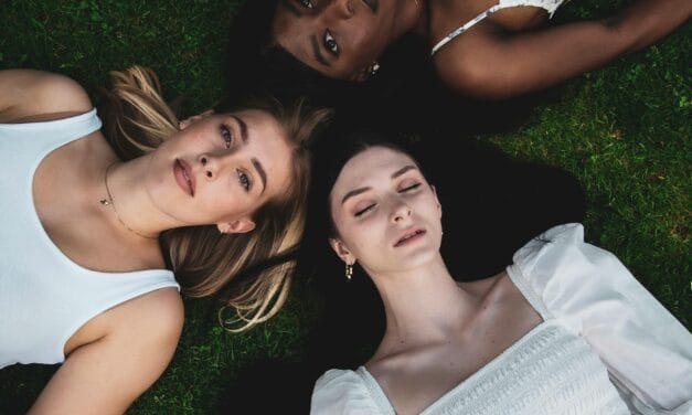 Οι 13 top τάσεις για τη σεζόν Summer ‘25