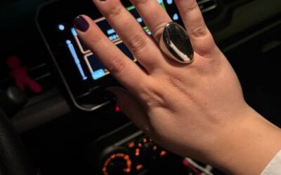 Μωβ Μανικιούρ: Η τάση της μεταβατικής περιόδου