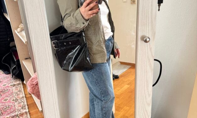 Παρκά: Το αδιάβροχο jacket που επιστρέφει στο street style για την μεταβατική περίοδο