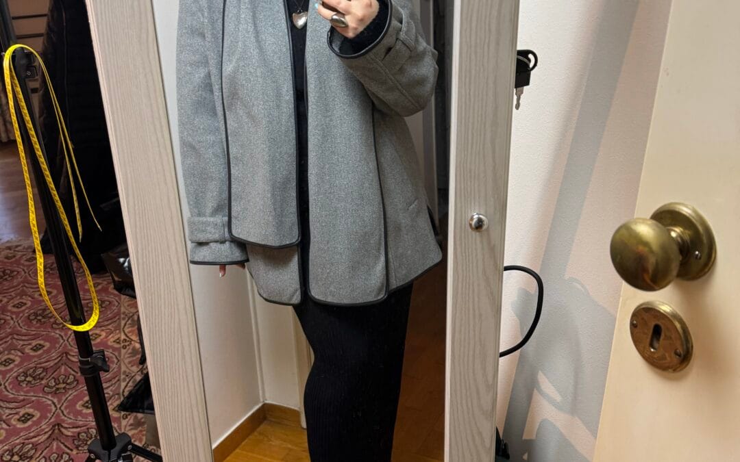 Silver Shoes, Γκρι Παλτό και Μάξι Φούστα: Ο ωραιότερος συνδυασμός για να ξεκινήσει η άνοιξη