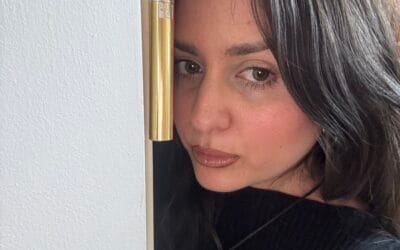 Μάσκαρα Bordeaux: Θα αντικαταστήσει τη μαύρη αυτή την άνοιξη;