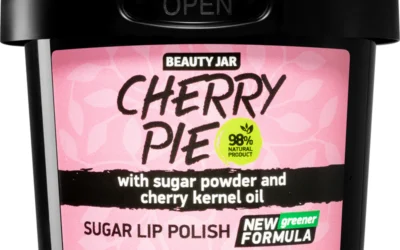 Το Cherry Lip Peeling Που Κάθε Γυναίκα  Πρέπει να Έχει στη Ρουτίνα της