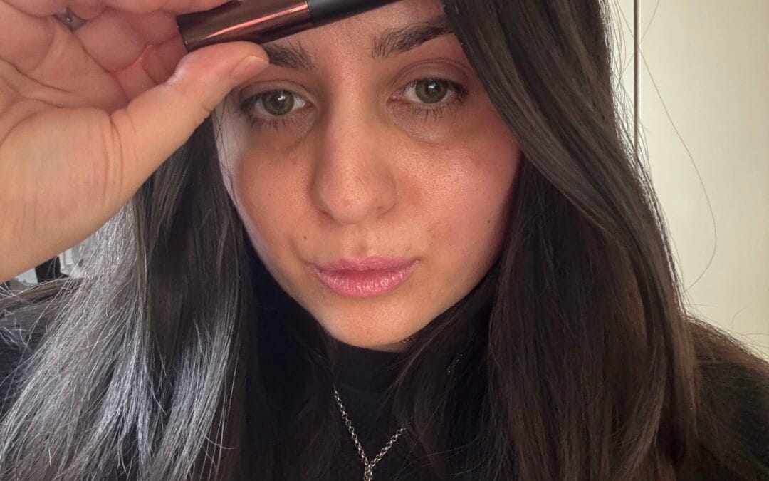 ✨ Tattoo Φρυδιών: Η πιο έξυπνη τεχνική για βλέμμα που μένει