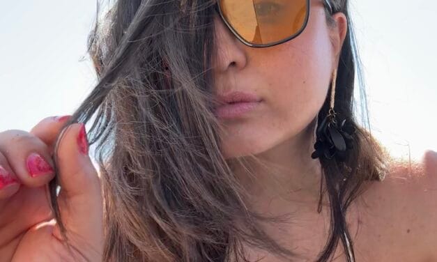 Το minimal chic μαγιό που γίνεται statement: Global Influence editorial edition