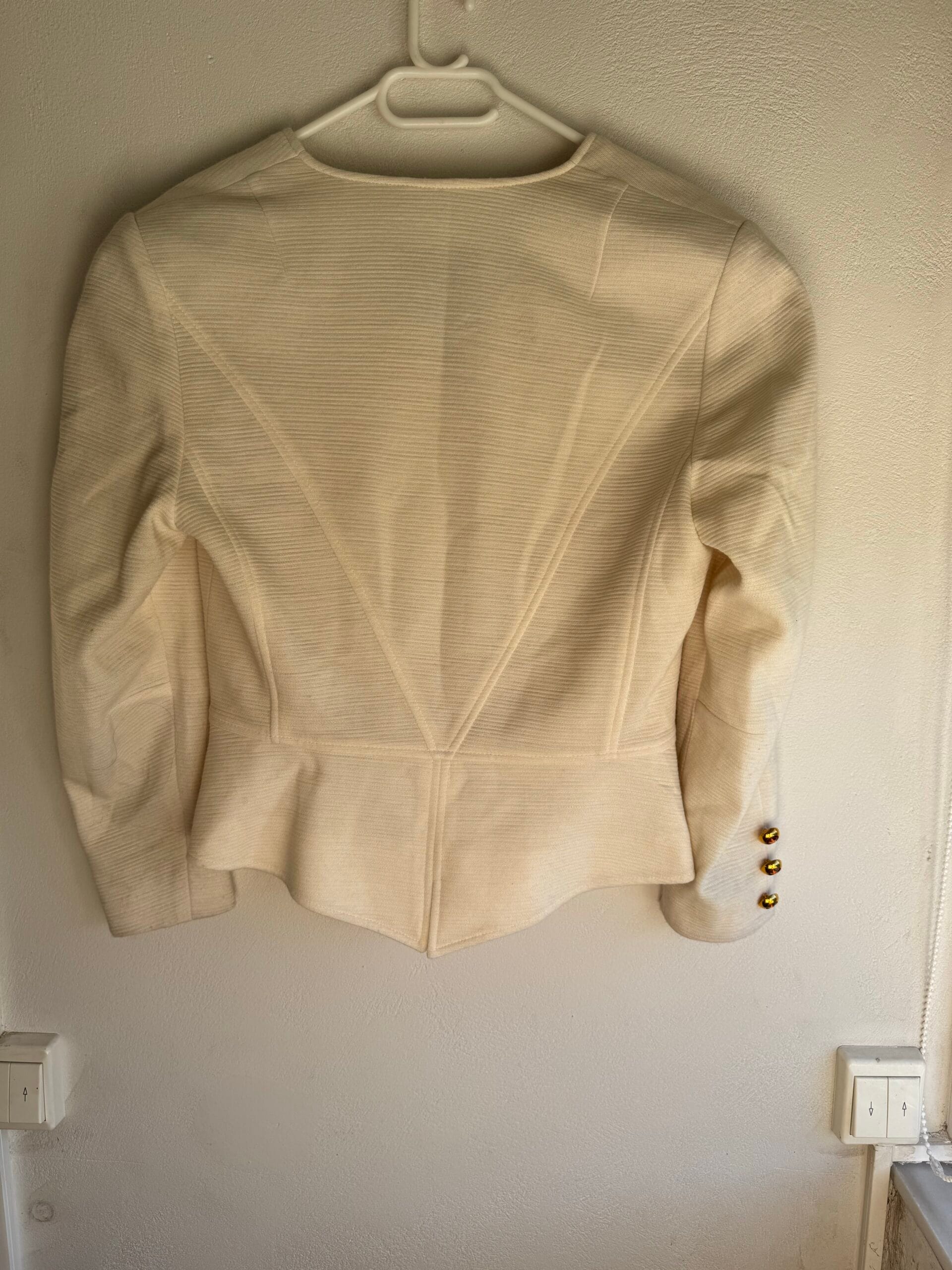Vintage ESMODELL Cream Sculpted Blazer with Gold Buttons – Made in Germany 2 Vintage ESMODELL Cream Sculpted Blazer with Gold Buttons – Made in Germany - Image 2
