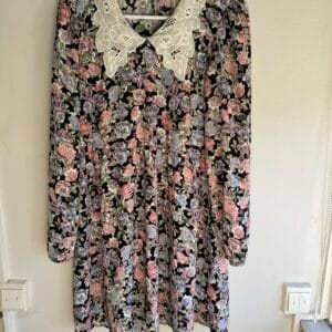 Divided Floral Dress with Lace Collar – Vintage Revival Edition