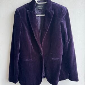 Massimo Dutti Velvet Blazer in Deep Plum – Fall Luxe Statement