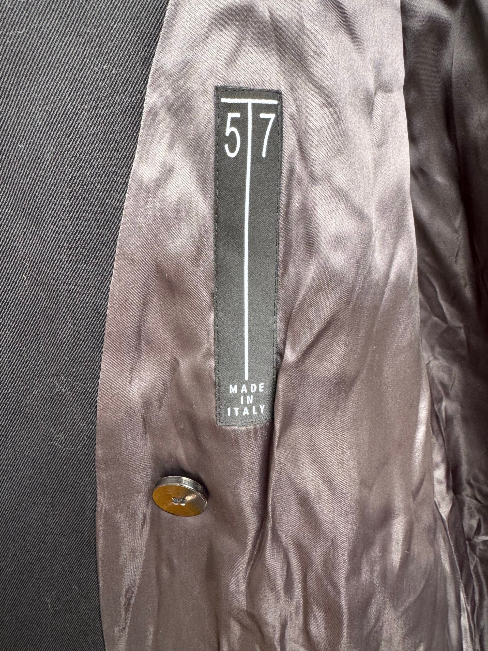 5|7 Made in Italy Wool Coat – Minimalist Tailored Elegance 3 5|7 Made in Italy Wool Coat – Minimalist Tailored Elegance - Image 3