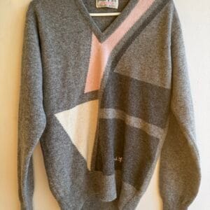 Vintage Pringle Scotland Geometric Wool Knit – Grey/Blush