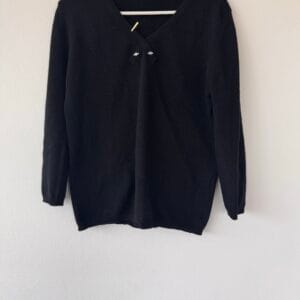Black 100% Cashmere V-Neck Knit with Crystal Detail – Size M