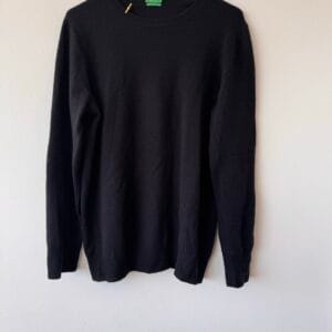 United Colors of Benetton – 100% Virgin Wool Soft Black Knit (XL)
