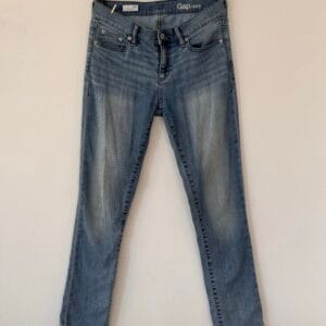GAP 1969 Girlfriend Denim — Mid-Wash Icon, Size 25R