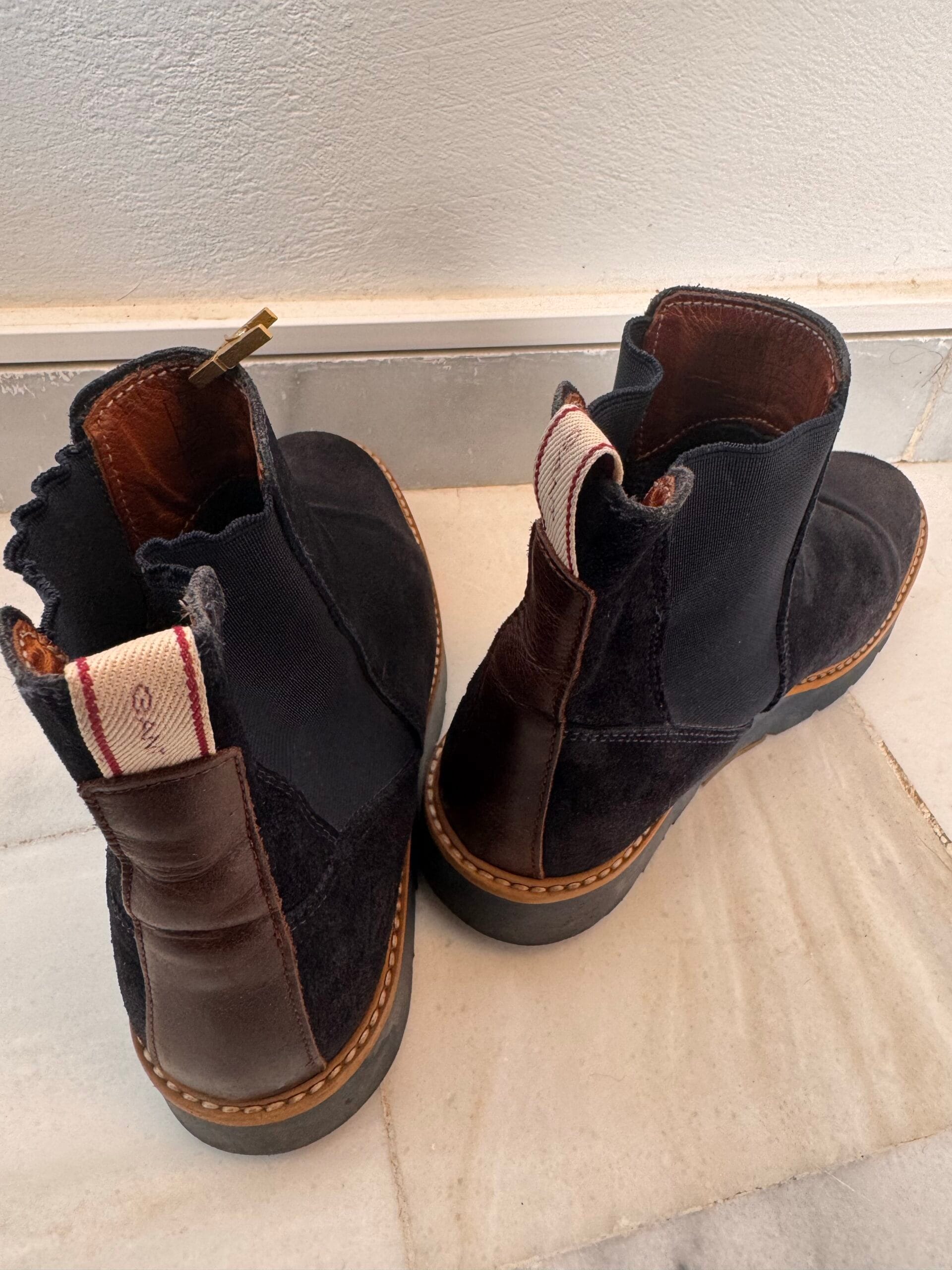 Chelsea Suede Boots με Δερμάτινη Λεπτομέρεια – Μέγεθος 37 3 Chelsea Suede Boots με Δερμάτινη Λεπτομέρεια – Μέγεθος 37 - Image 3