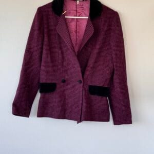 Vintage Tailored Blazer σε Ροζ-Μπορντό Καρό με Βελούδινο Γιακά — Size 42