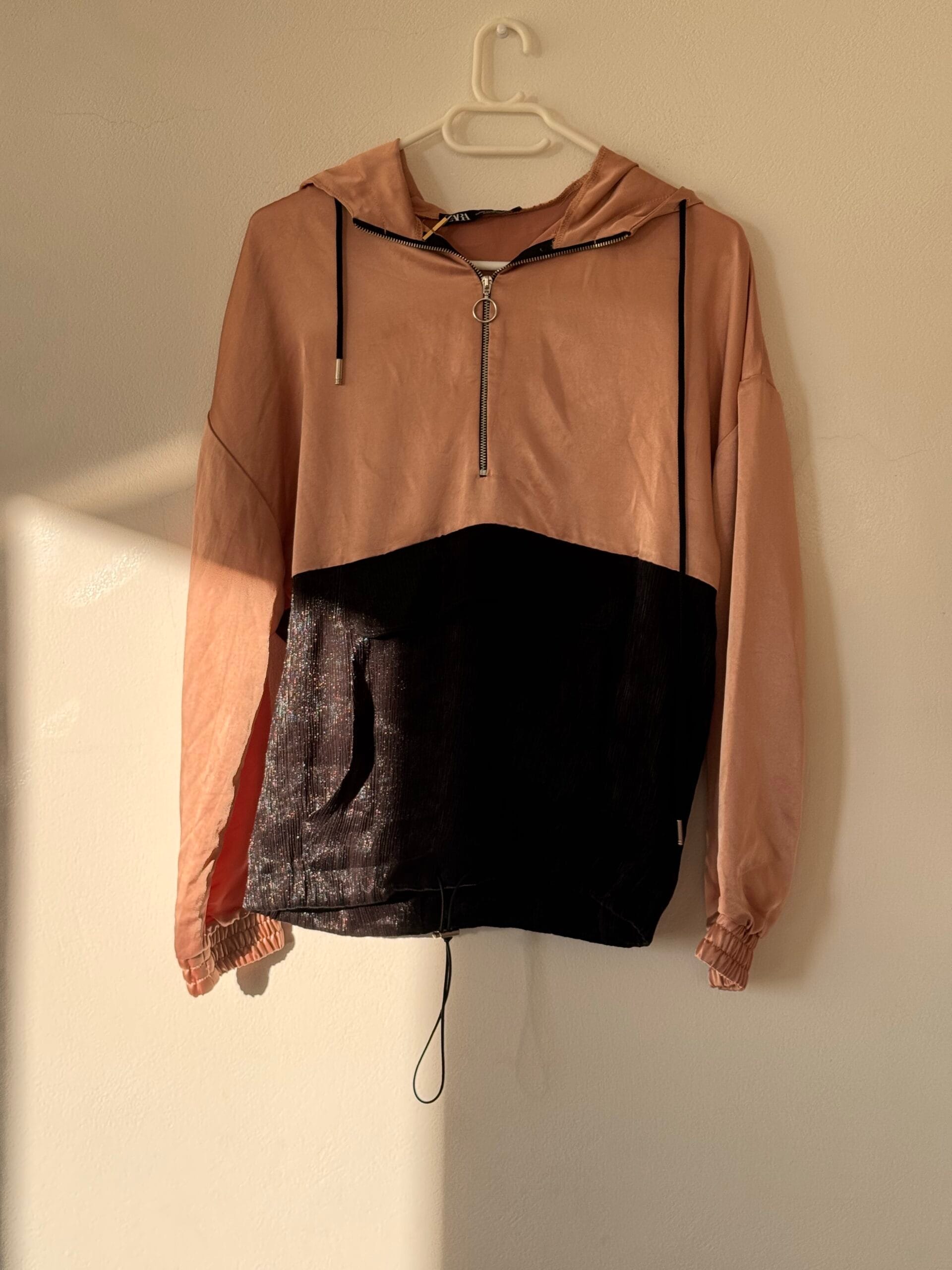 ZARA Colour-Block Satin Hoodie XS 1 ZARA Colour-Block Satin Hoodie XS