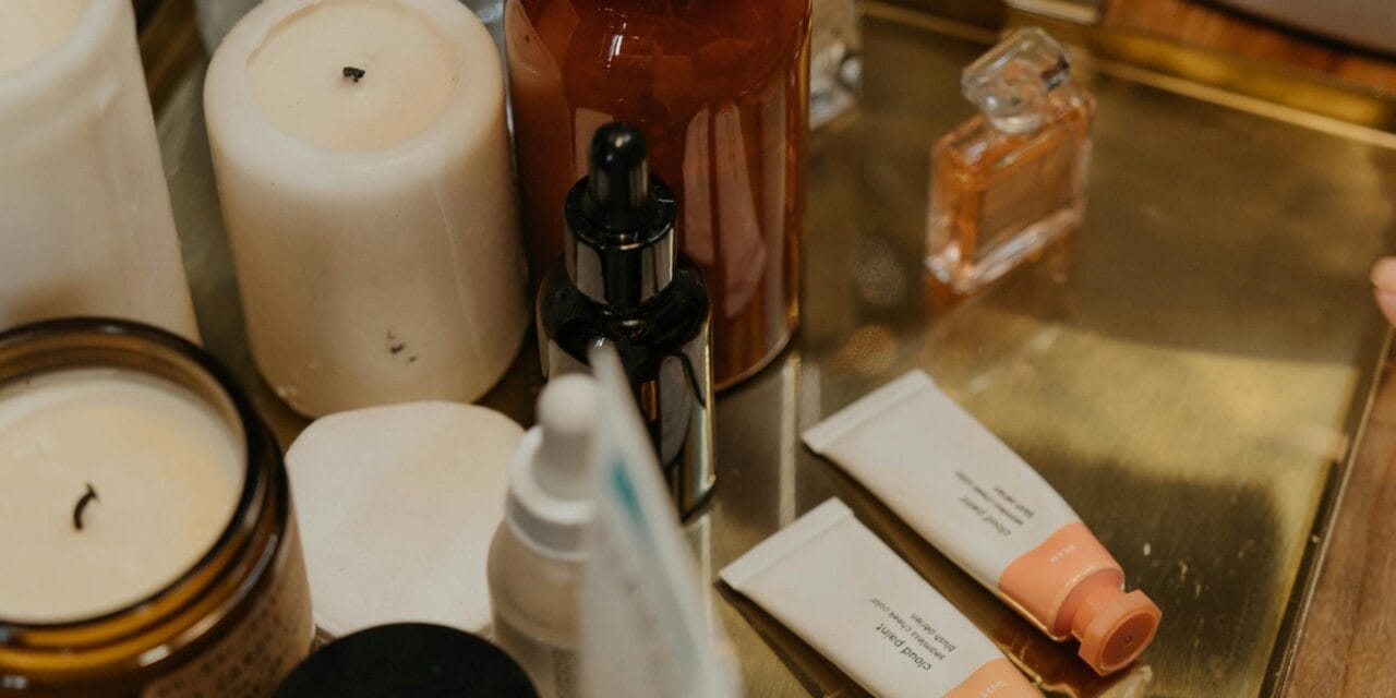 🌿 Sustainable Πολυτέλεια: Το Νέο Status Symbol δεν Φοράει Επιδείξεις — Φοράει Συνείδηση