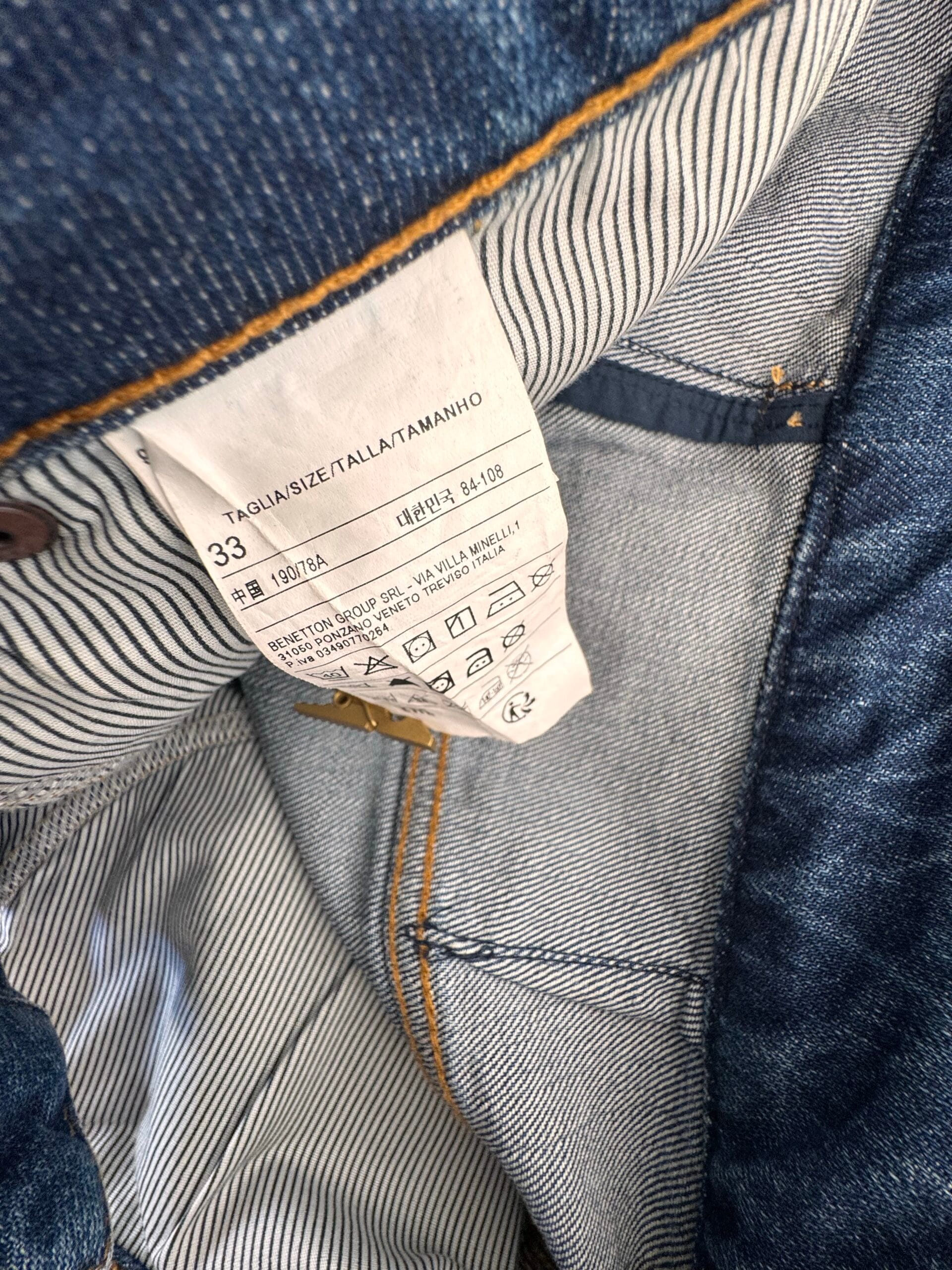 Barrel Leg Denim Παντελόνι Benetton – 99% Βαμβάκι – Size 33 4 Barrel Leg Denim Παντελόνι Benetton – 99% Βαμβάκι – Size 33 - Image 4