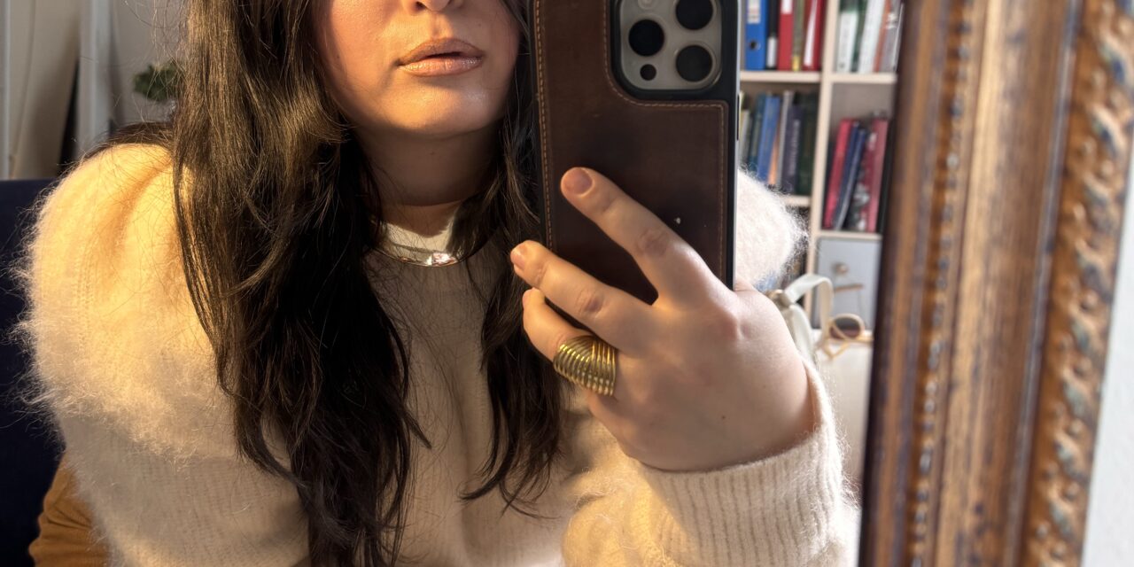 Η μάσκα μαλλιών με άρωμα καρύδα που μετατρέπει το haircare σε τελετουργία πολυτέλειας