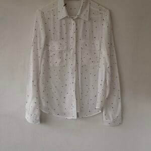 FASHION MEDIA BRAND 28 CITRON & MIEL Λευκό Πουκάμισο με Μαύρο Micro Print – Chic Minimal