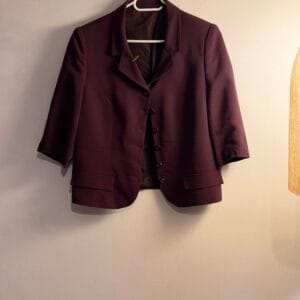 FASHION MEDIA BRAND 26 Burgundy tailored cropped blazer με 3/4 μανίκι – Italian style