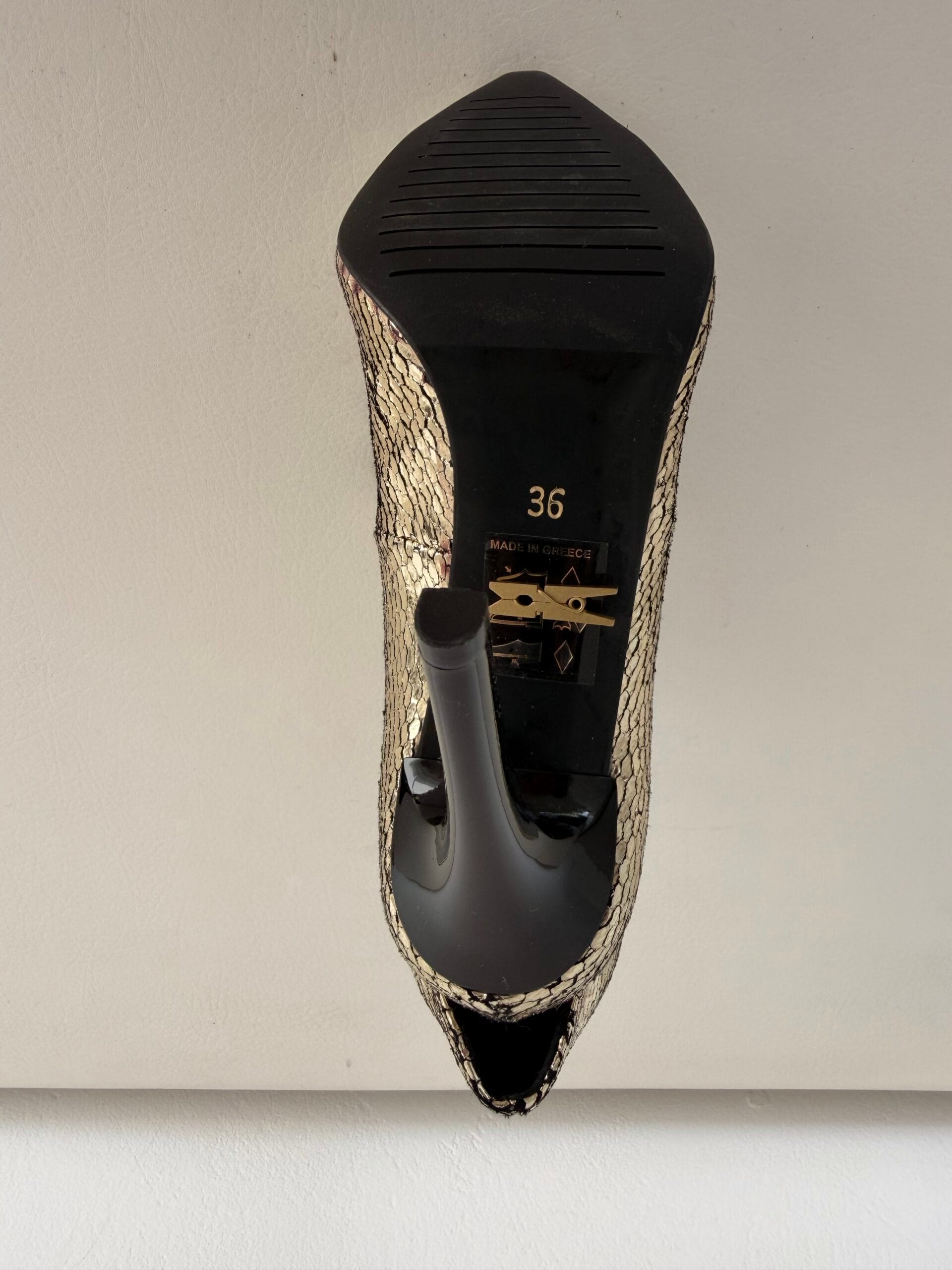 Envie Metallic Gold Snake-Effect Pumps – EU 36 3 Envie Metallic Gold Snake-Effect Pumps – EU 36 - Image 3