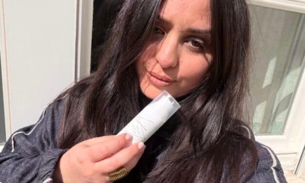 Το Αντηλιακό με Χρώμα που Λατρέψαμε! (La Ren Vie SPF 50+)