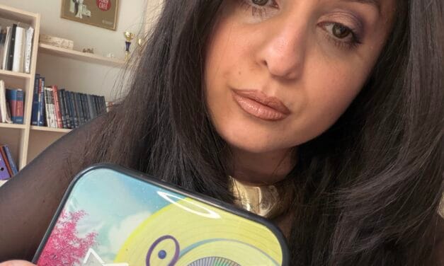 Το “Hi-Fi” Βλέμμα είναι η Νέα Πολυτέλεια: Η Παλέτα της MAC που Καταρρίπτει τους Κανόνες του Minimal