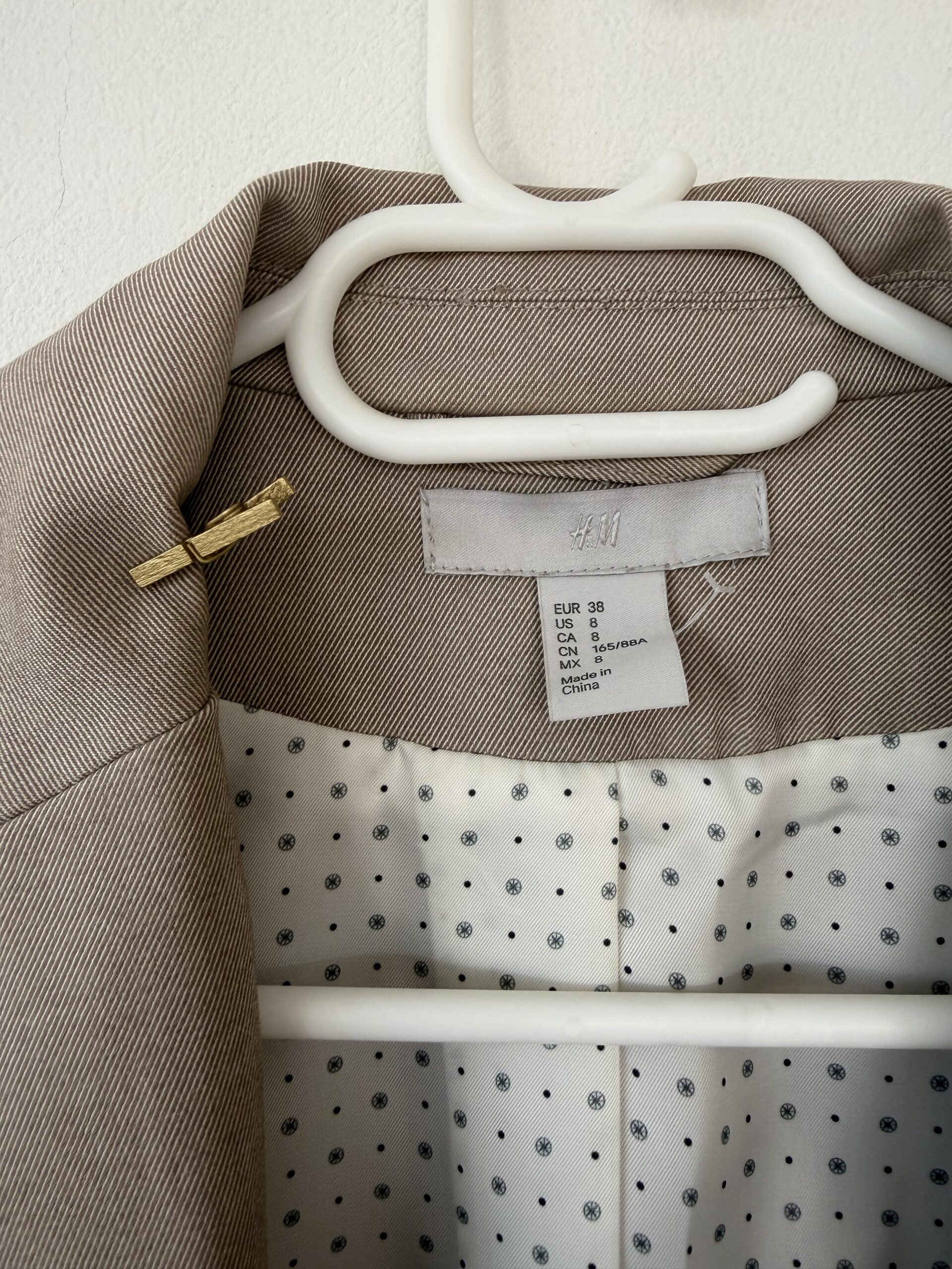 H&M Μπεζ Tailored Blazer – Μέγεθος 38 2 H&M Μπεζ Tailored Blazer – Μέγεθος 38 - Image 2