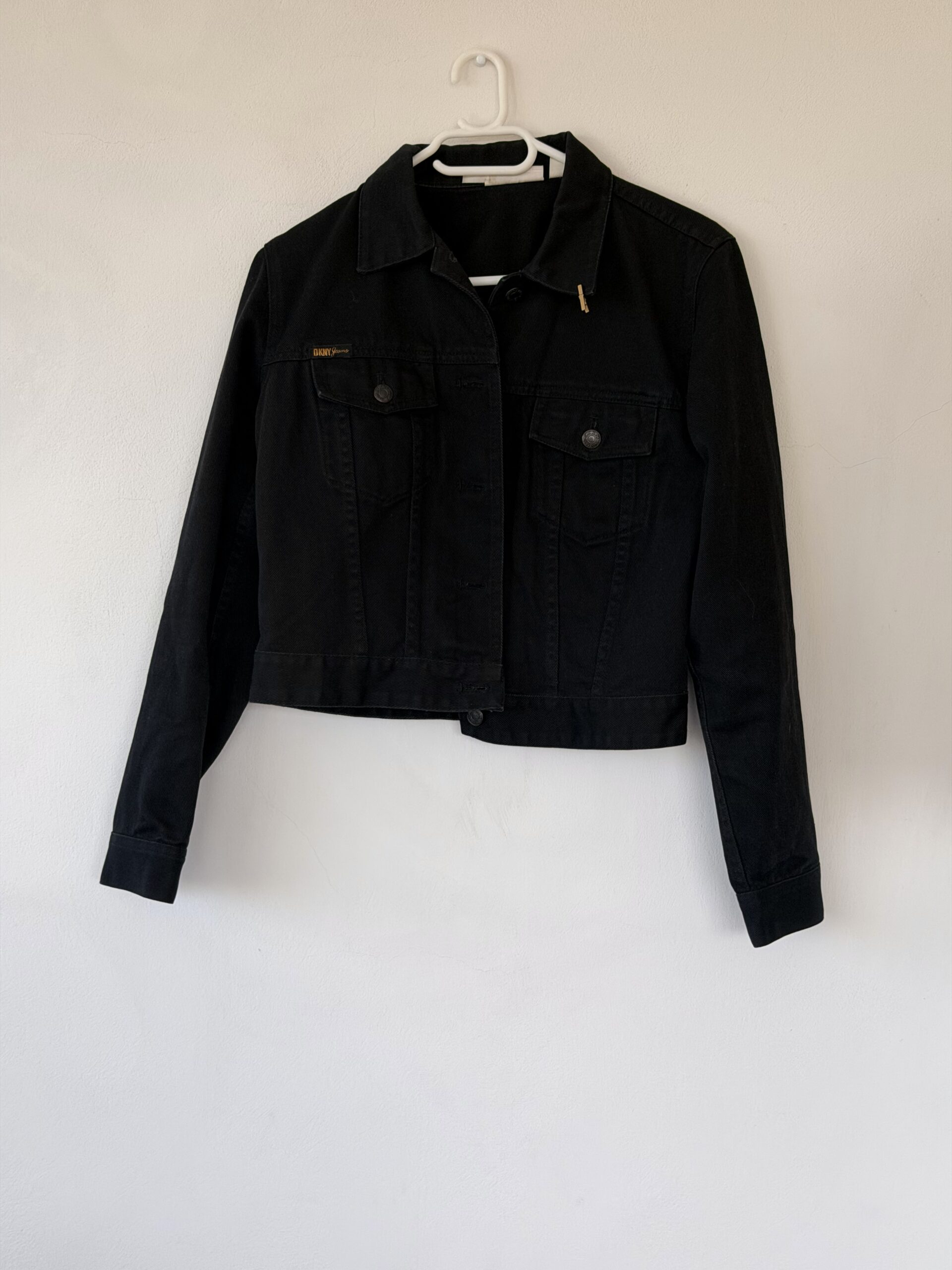 DKNY Jeans Μαύρο Cropped Denim Jacket – Vintage 1 DKNY Jeans Μαύρο Cropped Denim Jacket – Vintage