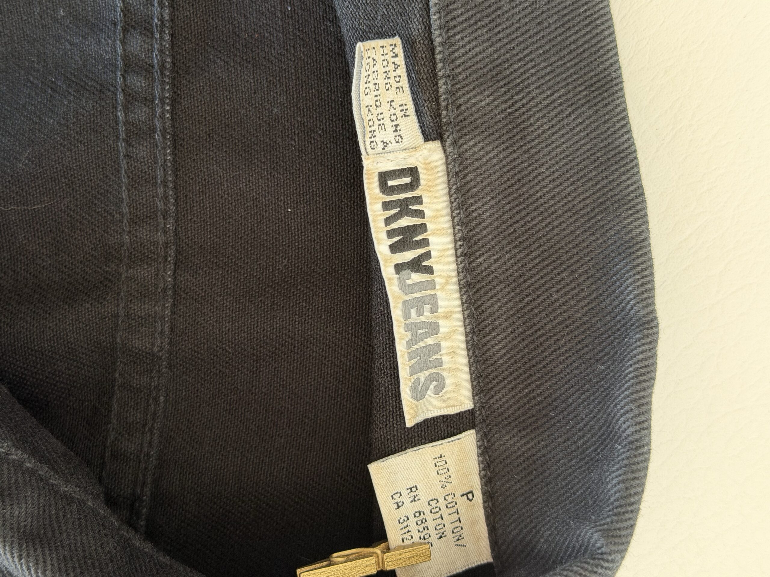 DKNY Jeans Μαύρο Cropped Denim Jacket – Vintage 2 DKNY Jeans Μαύρο Cropped Denim Jacket – Vintage - Image 2