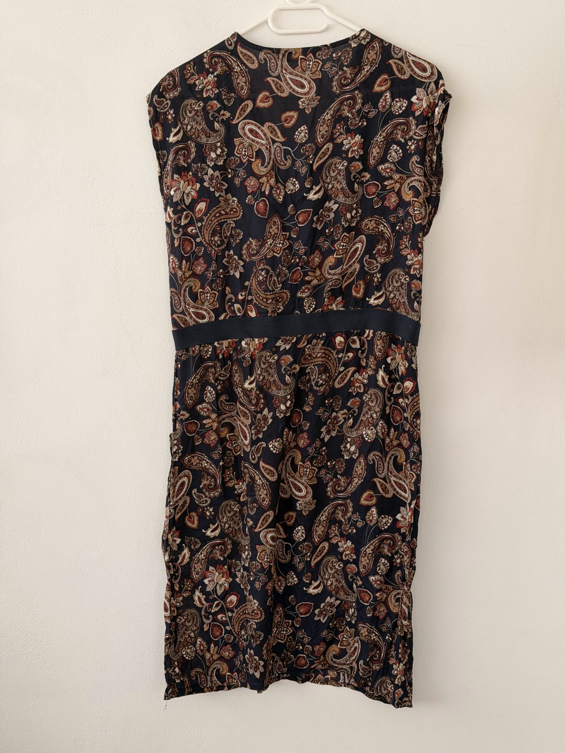 Ellen Amber Navy Paisley Midi Dress – Size L (100% Viscose) 4 Ellen Amber Navy Paisley Midi Dress – Size L (100% Viscose) - Image 4