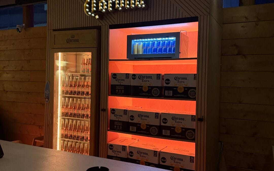 FASHION MEDIA BRAND 1 Bronco is Back: Το Θρυλικό Street Bar της Νέας Ερυθραίας Επαναπροσδιορίζει το North Luxury