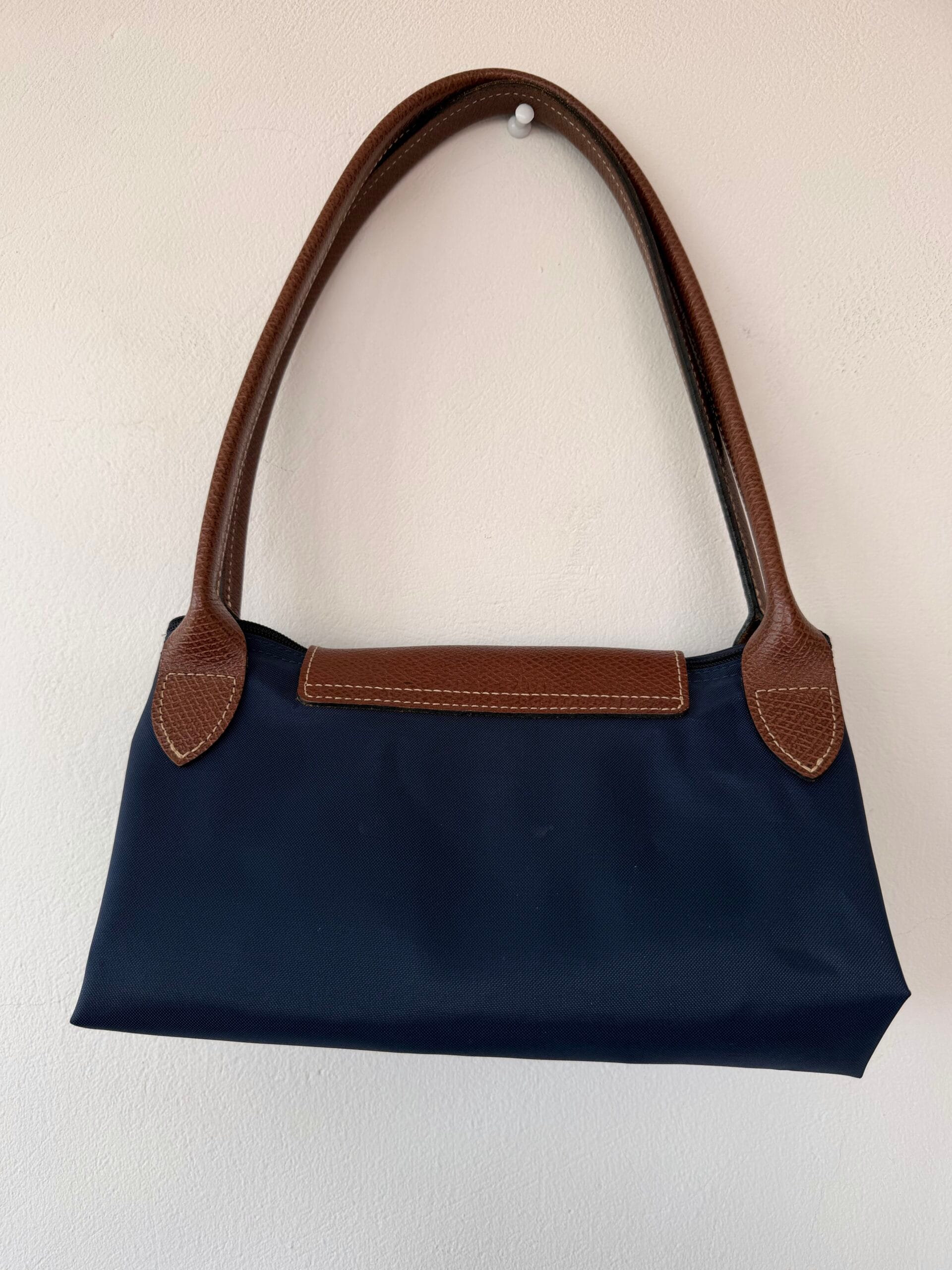 Authentic Longchamp Le Pliage Shoulder Bag – Navy 5 Authentic Longchamp Le Pliage Shoulder Bag – Navy - Image 5