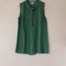 Banana Republic Emerald Green Sleeveless Blouse with Pleated Detail – Preloved Statement Top