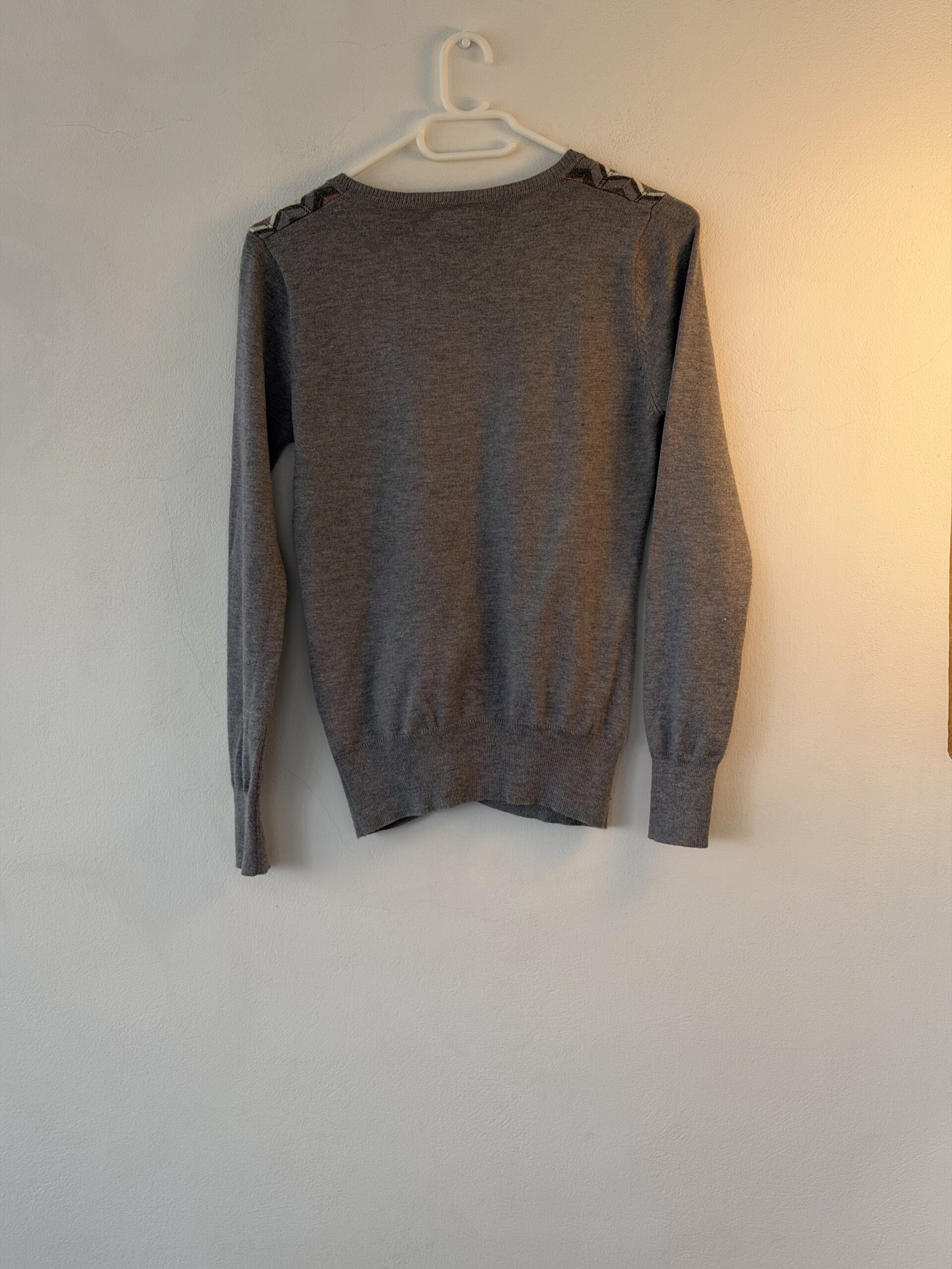 👉 JUST WOMAN Knit Cardigan – Grey Chevron – S/M 2 👉 JUST WOMAN Knit Cardigan – Grey Chevron – S/M - Image 2