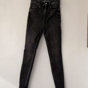 ZARA Black Denim Skinny Jeans (High Rise Fit)