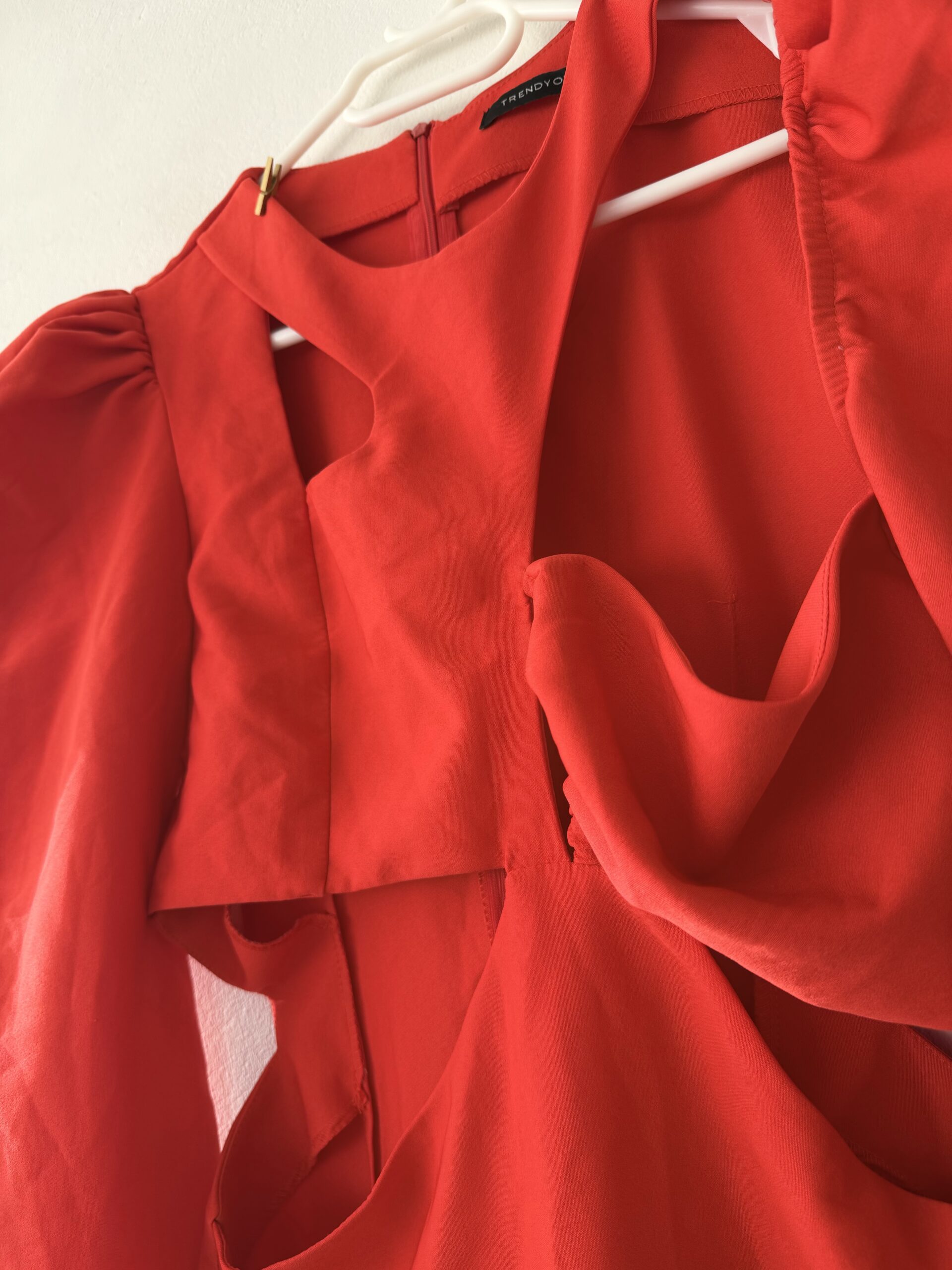 Trendyol Scarlet Cut-Out Power Dress 2 Trendyol Scarlet Cut-Out Power Dress - Image 2