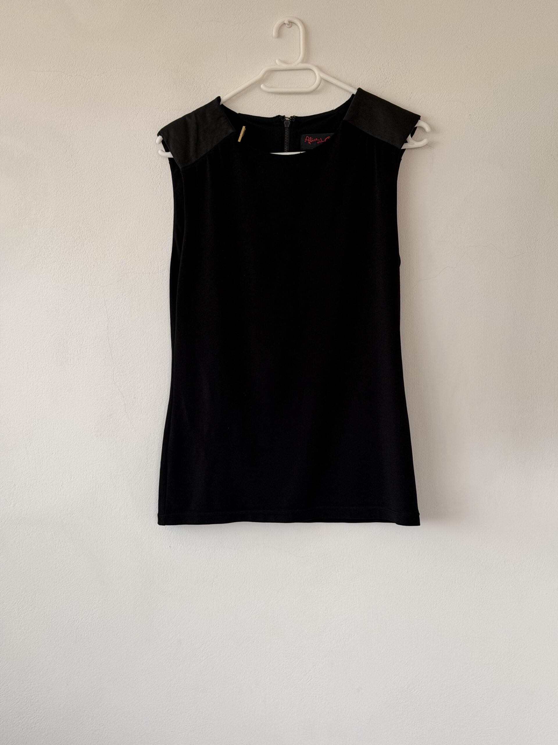 Alice + Olivia “AIR” Minimal Black Top 1 Alice + Olivia “AIR” Minimal Black Top